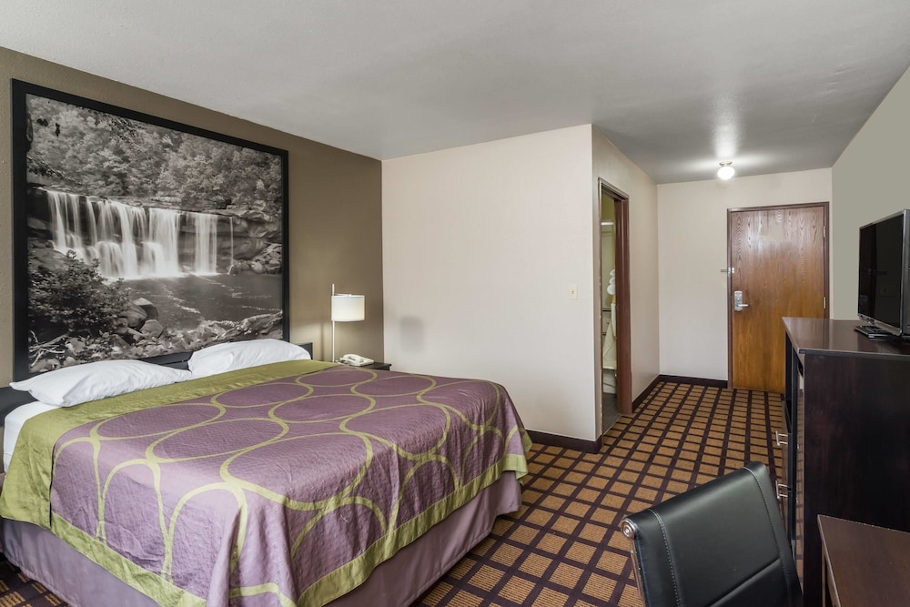 Super 8 by Wyndham Munfordville KY - photo 7
