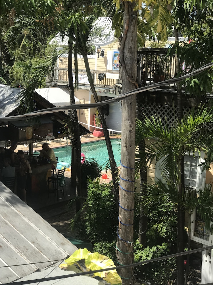 New Orleans House Gay Men Adult Resort - photo 41