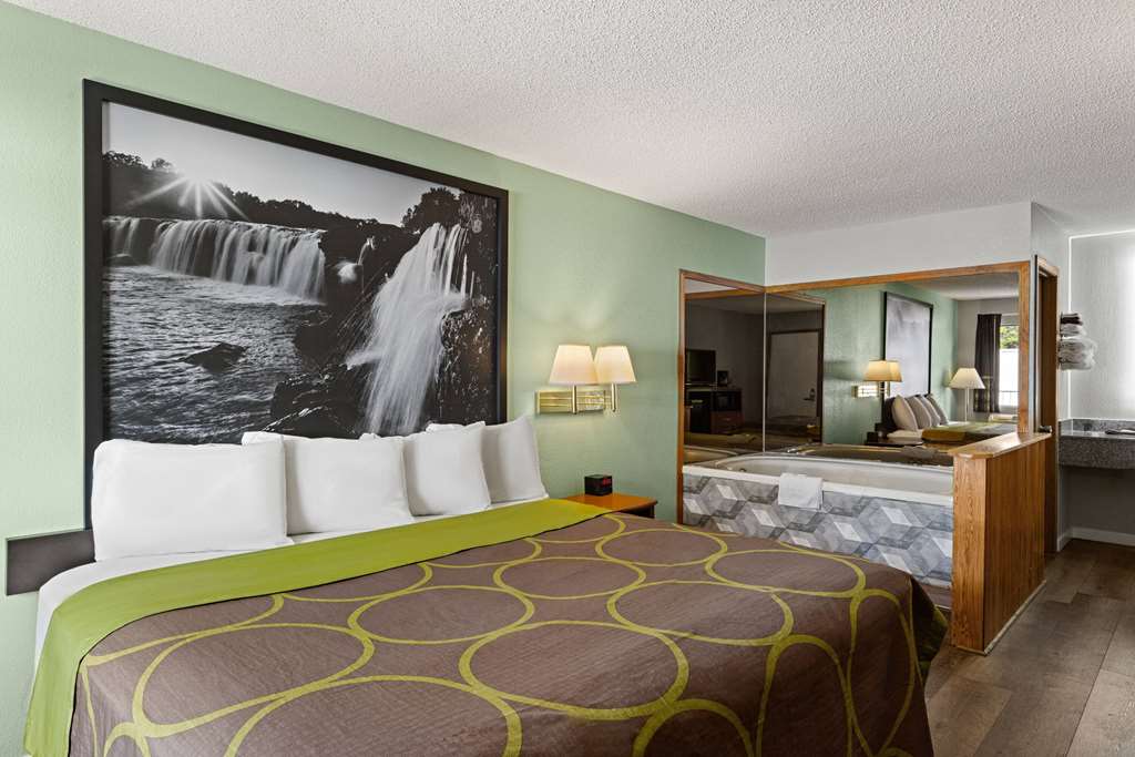 Super 8 by Wyndham Branson Shepherd of the Hills Exwy - photo 26