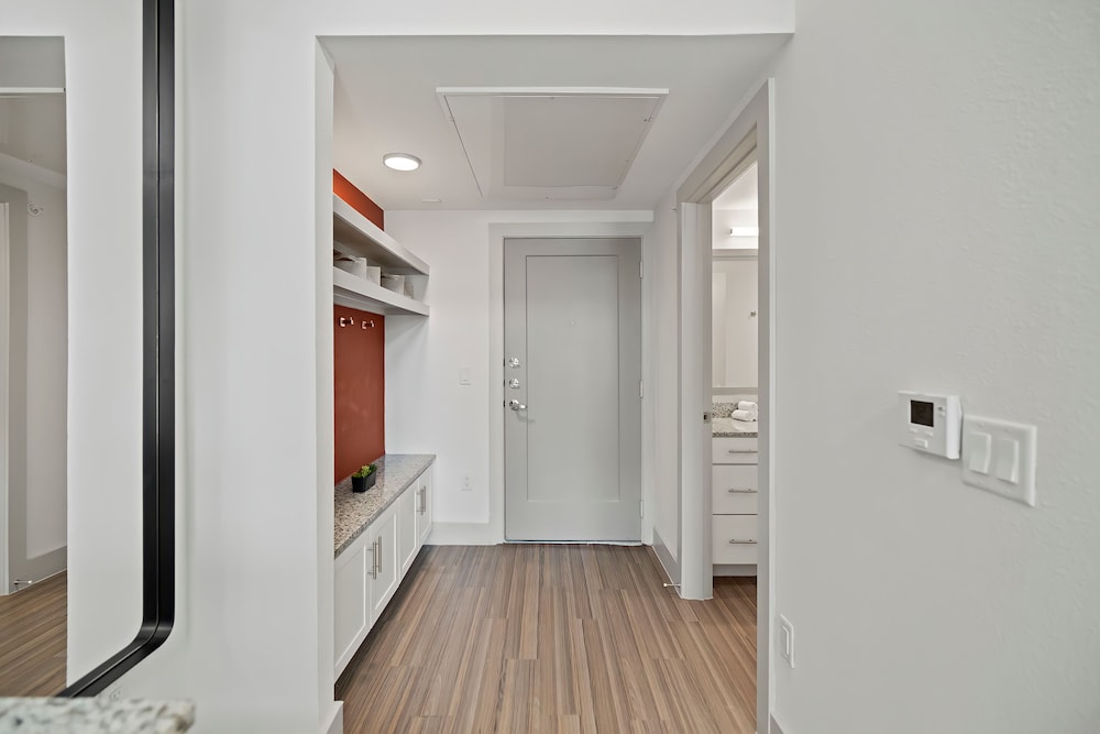 Placemakr Downtown Austin - photo 135