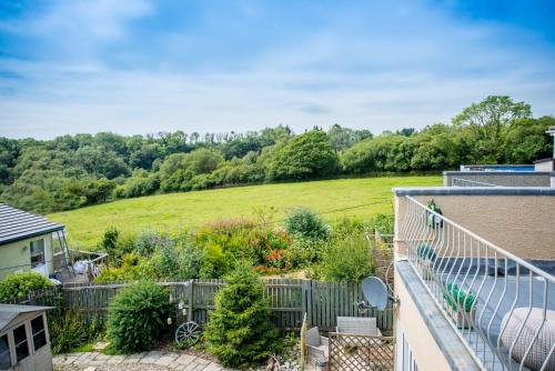 Welcoming Pembrokeshire home perfect escape for couples beach 5 mins doorstep walks — 4-Star Luxury Hotel in Narberth, United Kingdom
