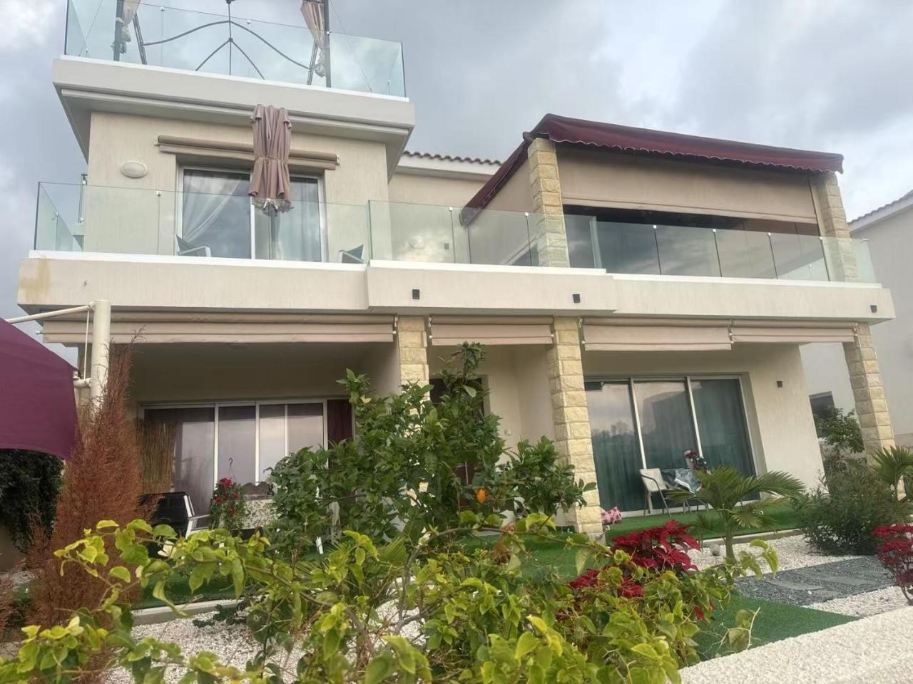 Sea Flower Village — hotel in Chlorakas