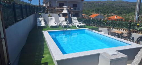 Superb Bruzende Village — Baiao