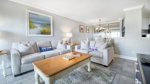940 Cutter Court at The Sea Pines Resort - photo 6