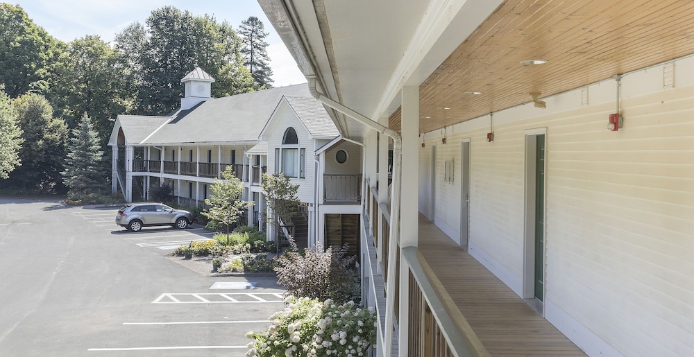 Fairbanks Inn - photo 30