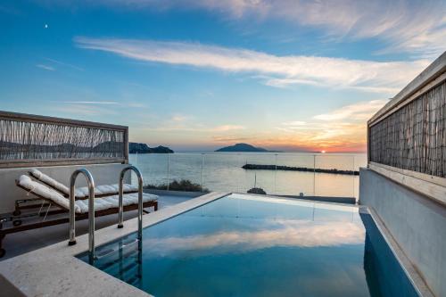 Almyra Boutique Suites with Private Pool Finiki in Unknown City, Greece