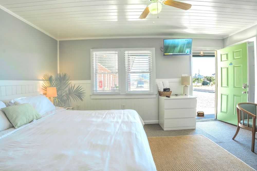 Tower Circle Motel - photo 22