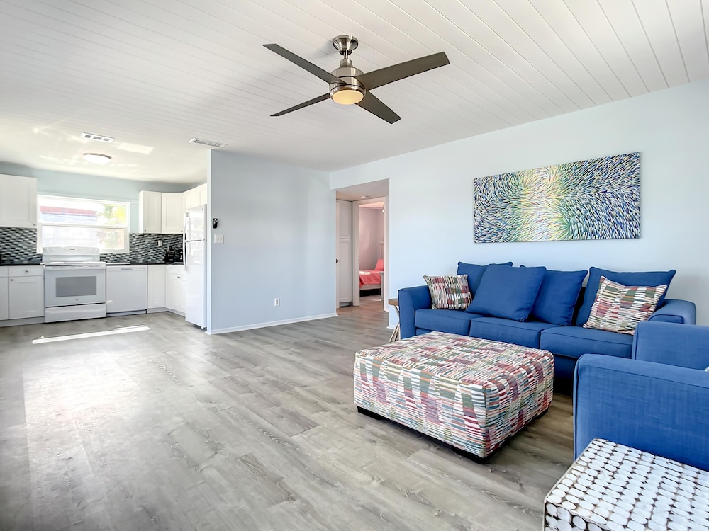 One Piece Duplex with Pool 2 Minutes from Beach Flagler Avenue - photo 7