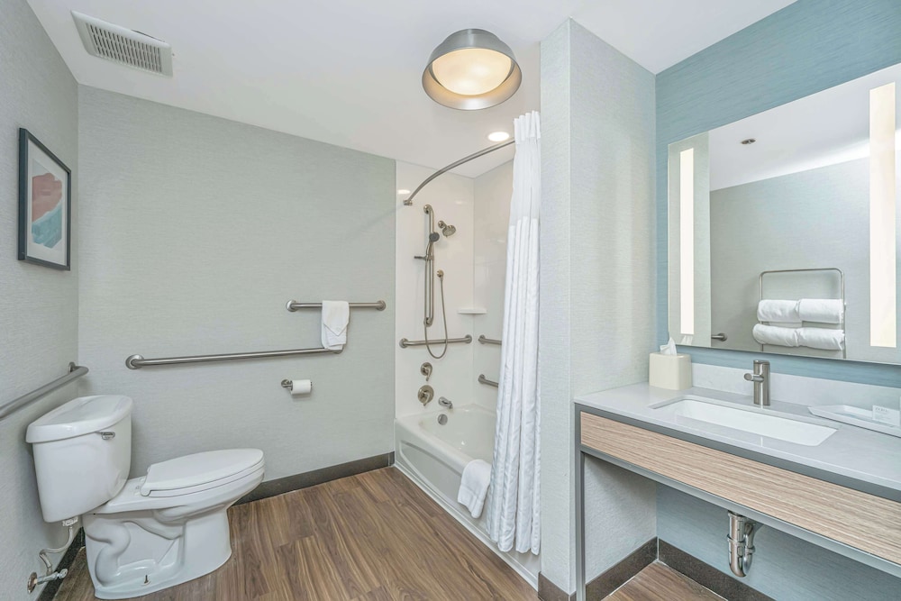 Hilton Garden Inn Charleston Airport - photo 35
