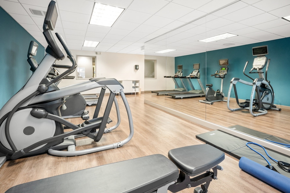 Holiday Inn Express & Suites Marysville by IHG - photo 21
