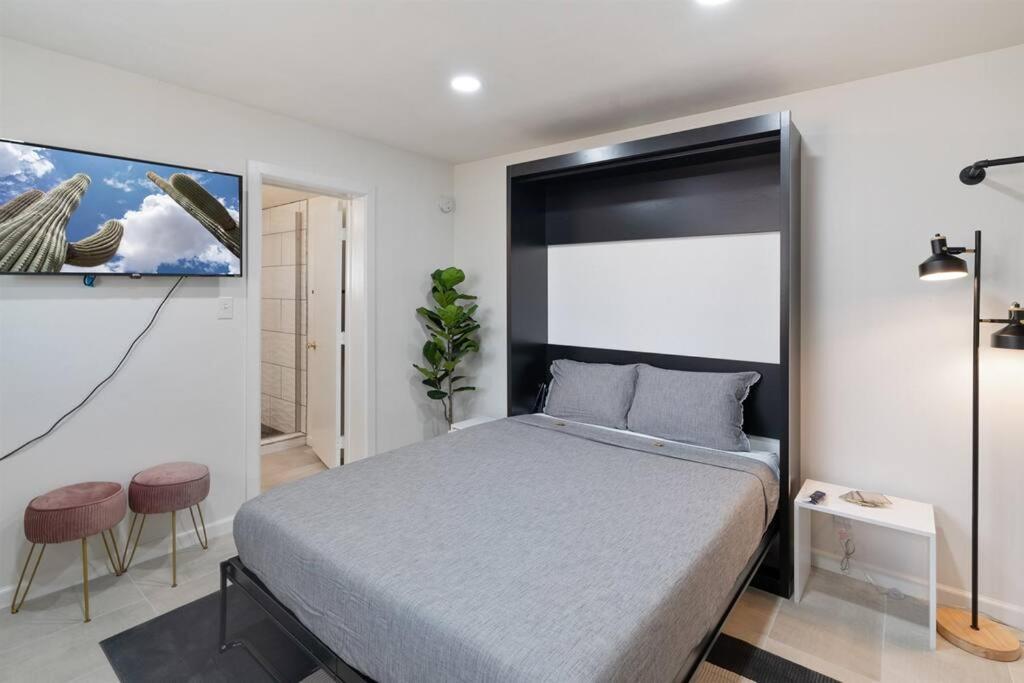 Studio 8 Minutes to Old Town Scottsdale - photo 7