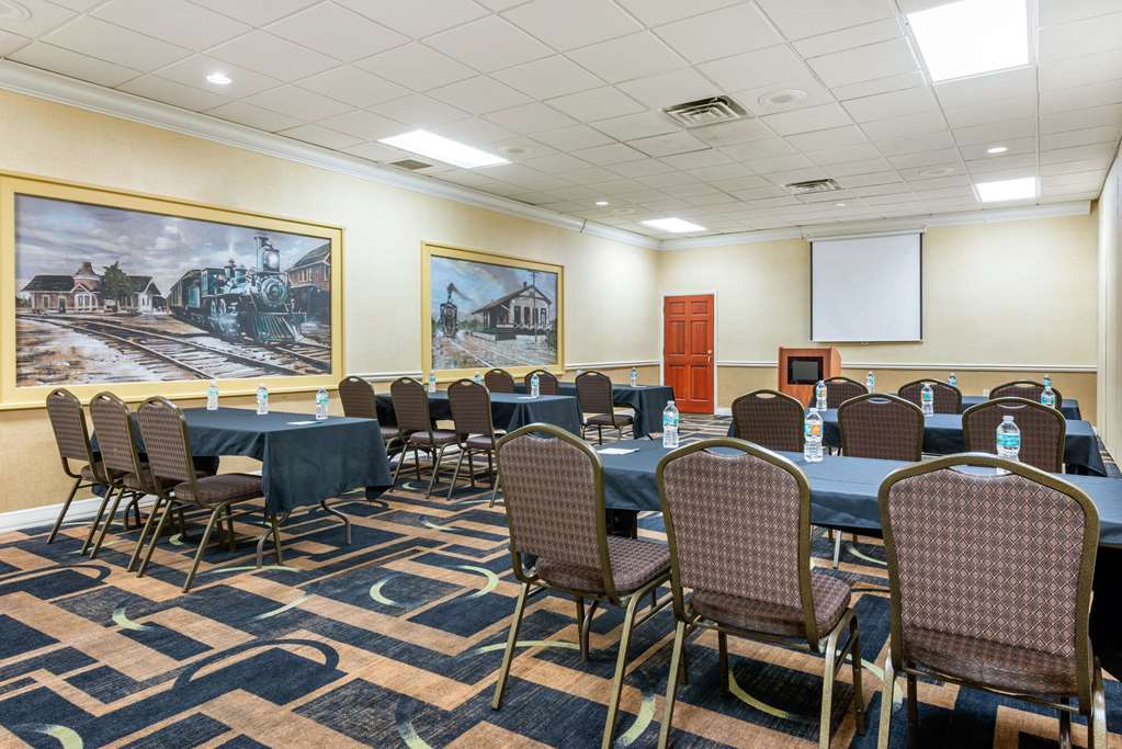 Quality Inn & Suites Palatka Riverfront - photo 25