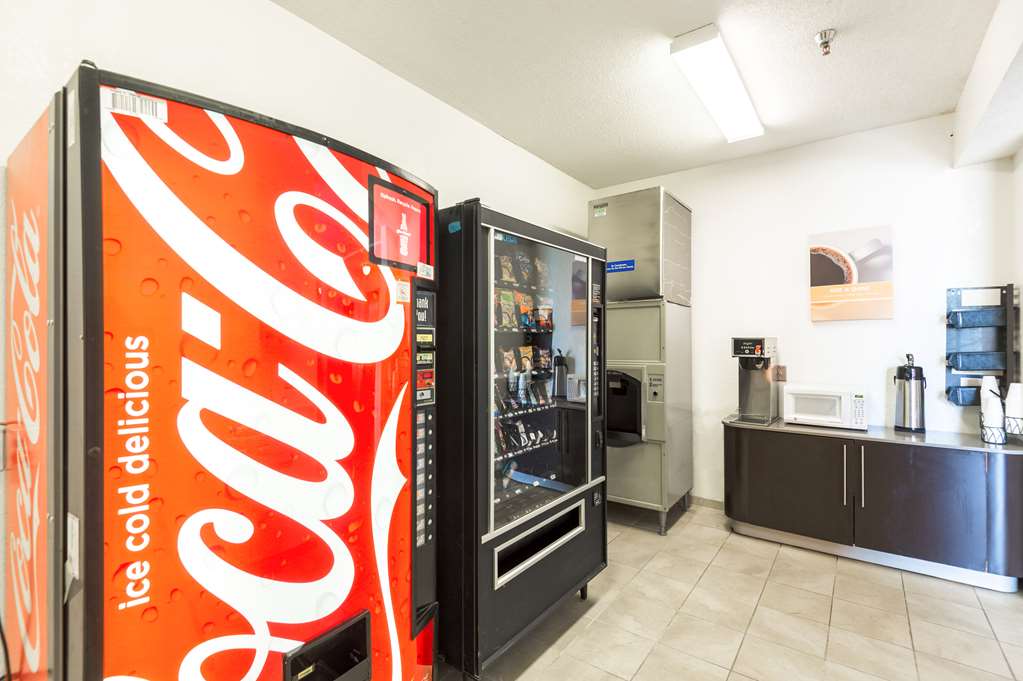 Motel 6 Olathe KS - photo 26