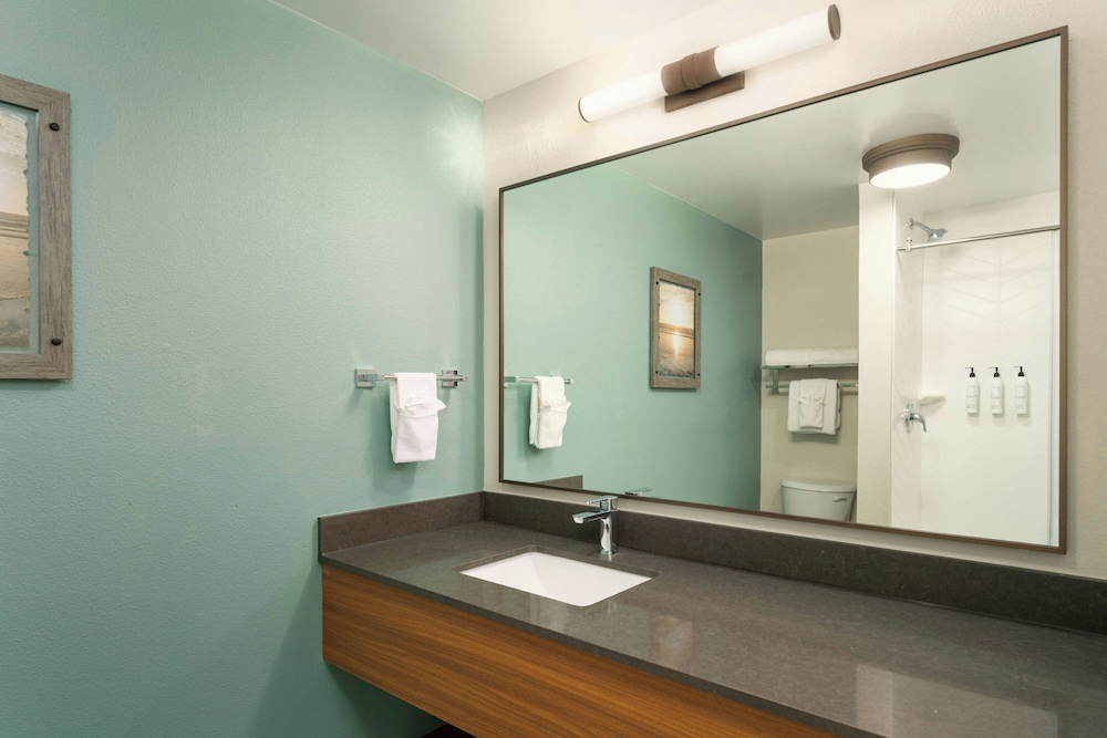 Fairfield Inn & Suites by Marriott Jacksonville Beach - photo 18