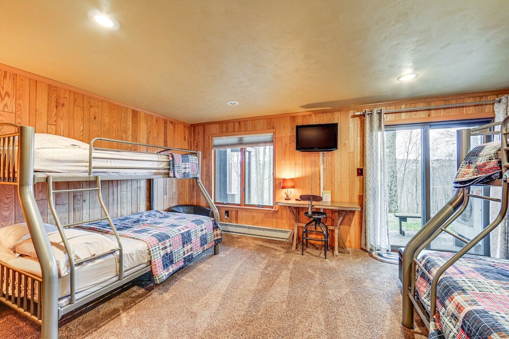 Pristine Resort Townhome 2 Mi to Seven Springs Mtn - photo 5
