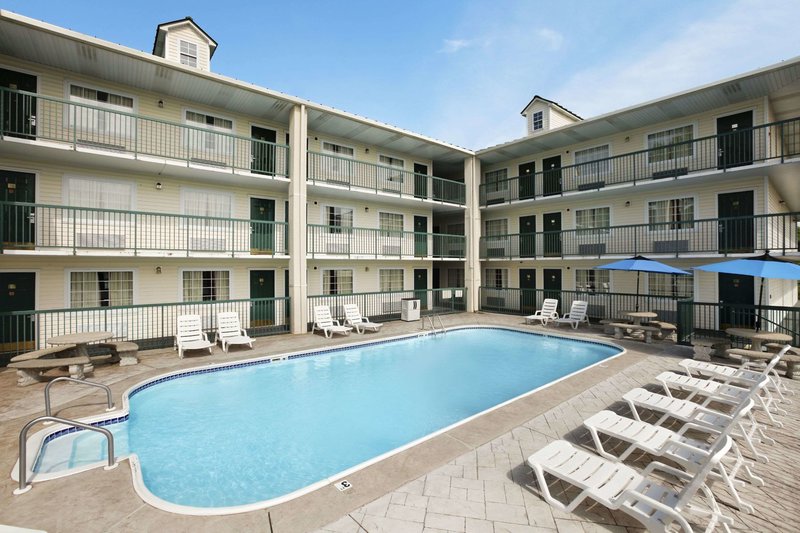 Days Inn Branson Near The Strip - photo 39