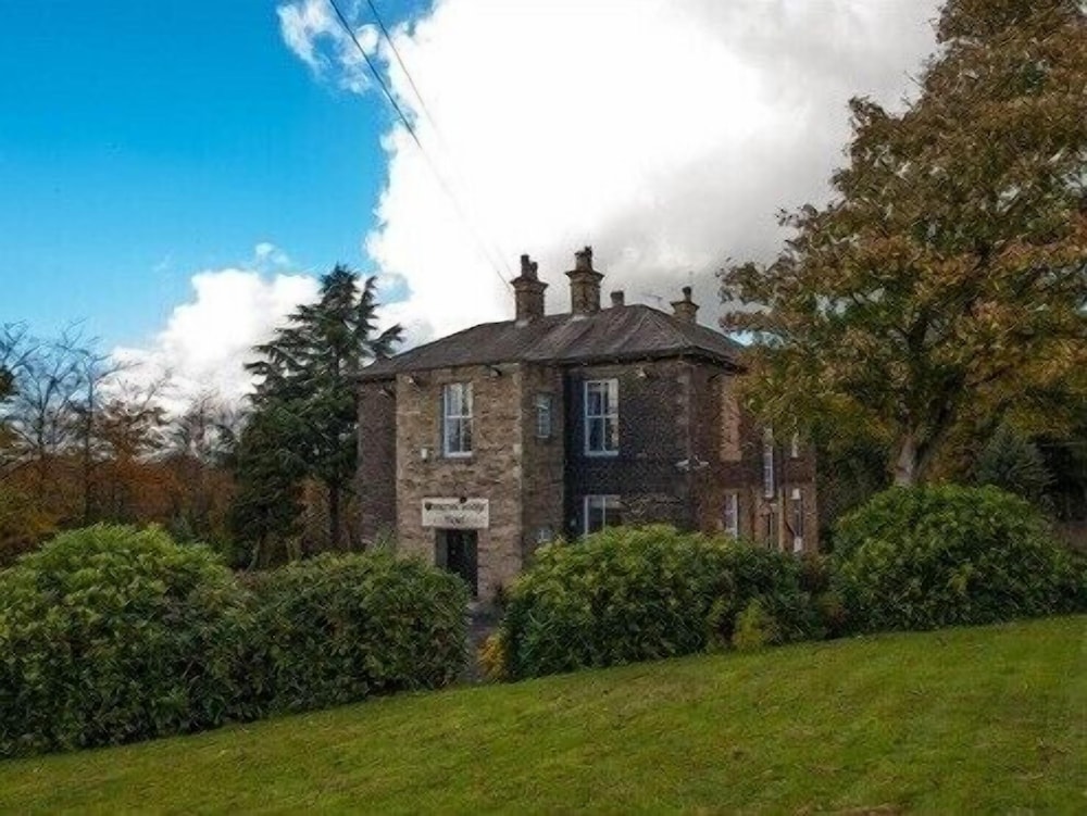Gomersal Lodge Hotel pet-friendly hotel Cleckheaton