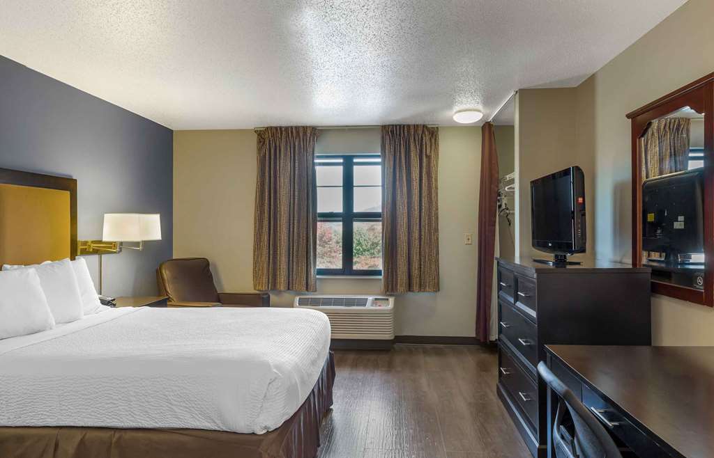 Extended Stay America Suites Hartford Meriden - photo 6
