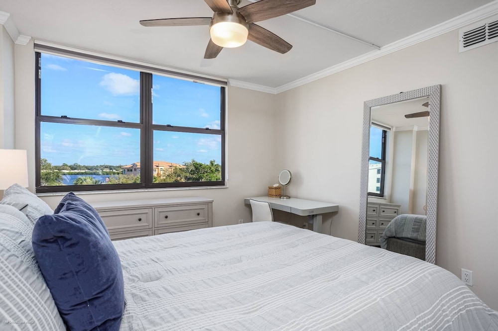 Harbor Towers 4th Fl Pool & Bay Views End Unit - photo 67