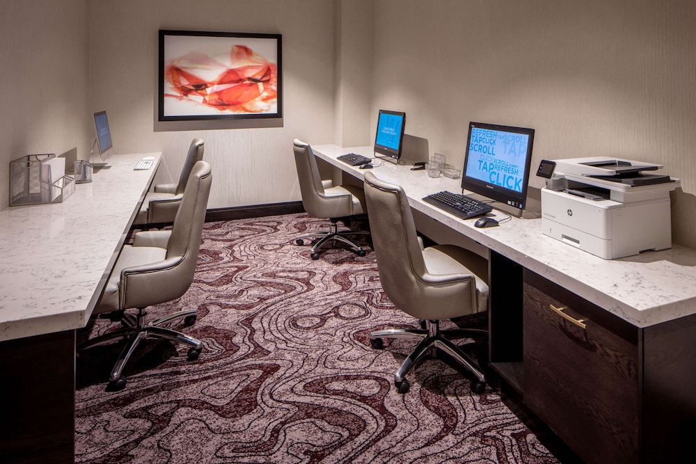 Embassy Suites by Hilton Minneapolis Downtown - photo 47