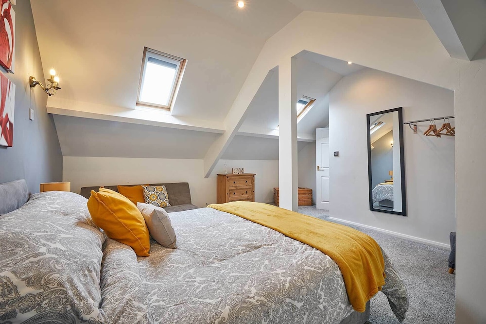 Skyview - carbon neutral hotel in Whitley Bay