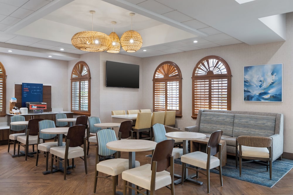 Holiday Inn Express North Palm Beach Oceanview by IHG - photo 85