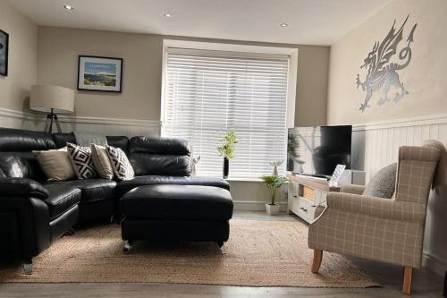 3 Bedroom Cottage in Conwy with Parking Sleeps 4 — 4-Star Luxury Hotel in Conwy, United Kingdom