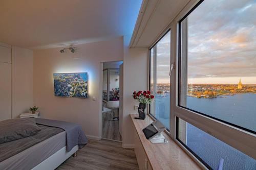 Traumblick Mitten im Wasser u. doch ganz oben:) — 4-Star Luxury Hotel in Schleswig, Germany