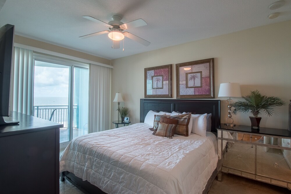 Legacy Towers Legacy II 502 Deluxe - photo 25