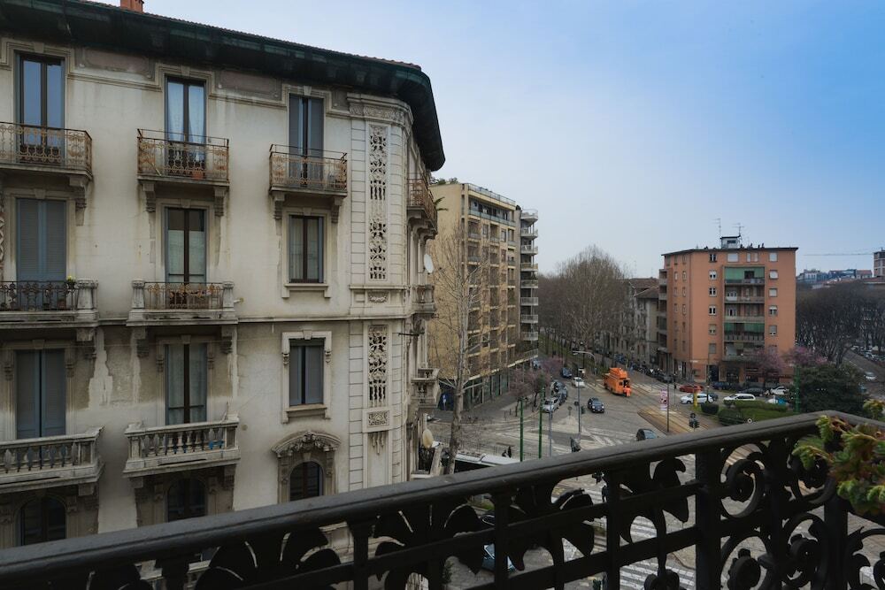 Porta Venezia Elegant Penthouse with Terrace — 4-Star Luxury Hotel in Milan, Italy