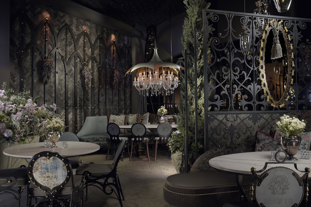 מזון ומשקאות