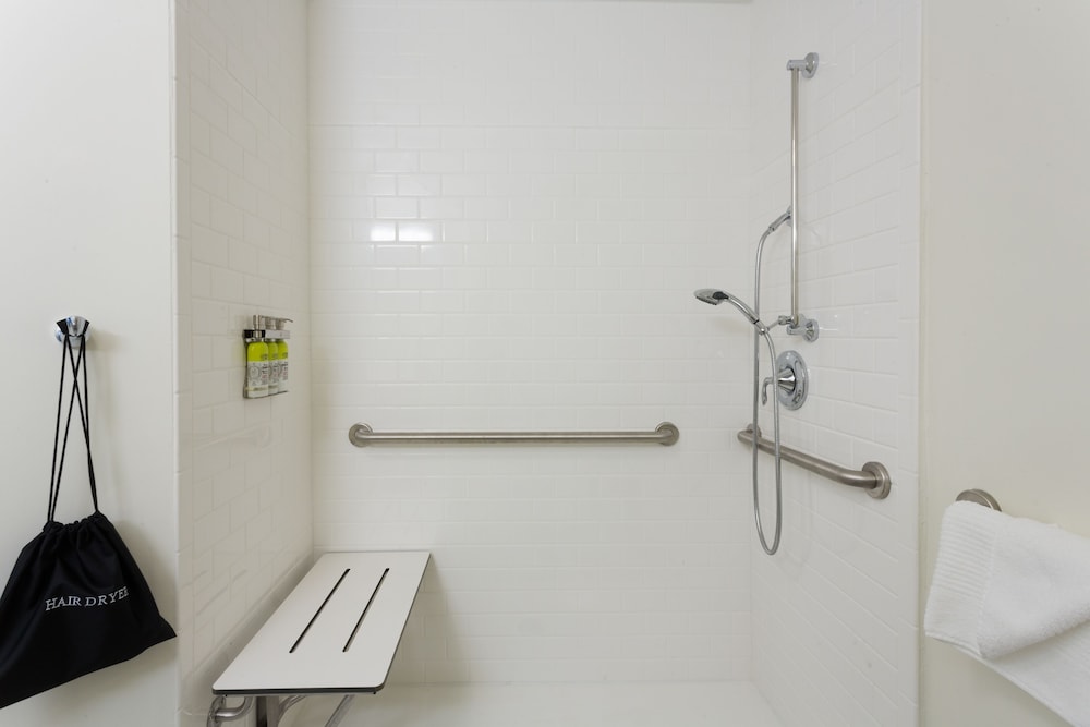 Candlewood Suites Miami Intl Airport 36th St by IHG - photo 24