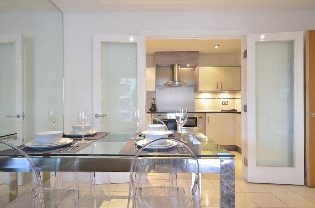 Uber London Riverside — 5-Star Luxury Hotel in Lambeth, United Kingdom