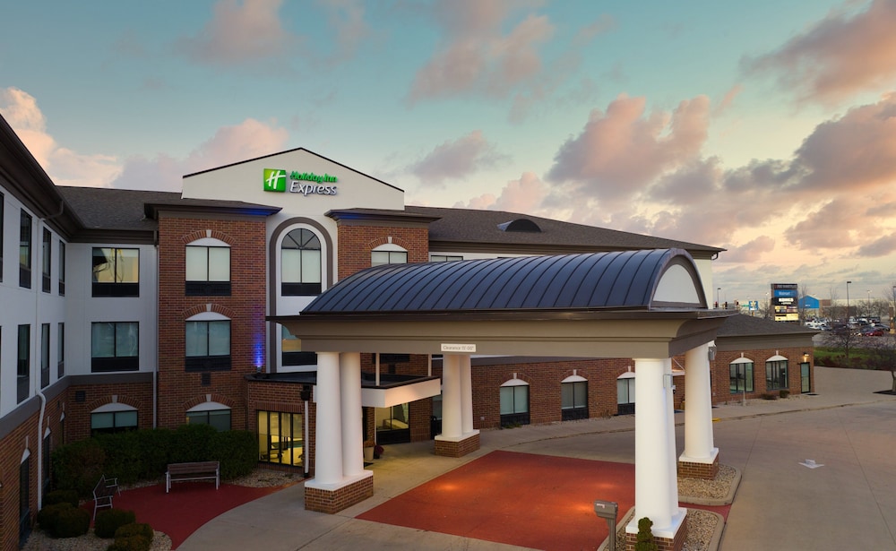 Holiday Inn Express Hotel & Suites Peru Lasalle Area by IHG - photo 74