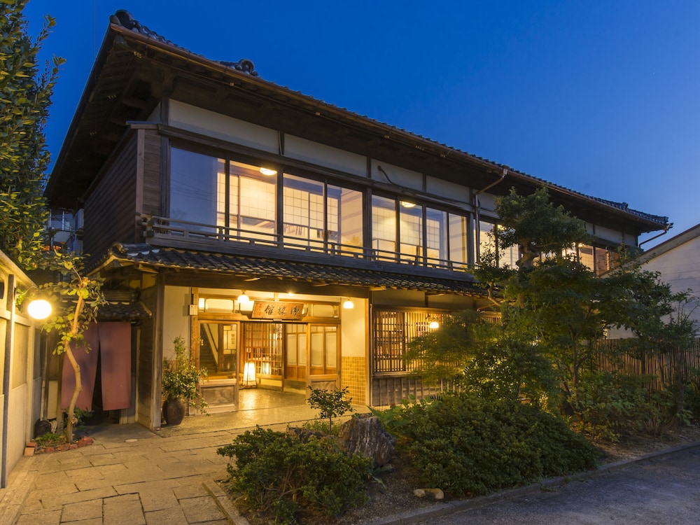 Nagomi no Yado Kakujoro in Tahara, Japan