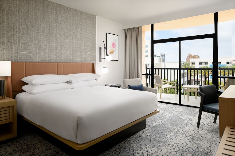 Sheraton Park Hotel at the Anaheim Resort - photo 28