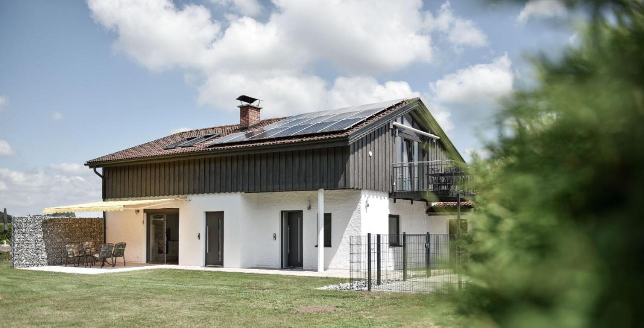 Steinbrunner Geschmackvolle Ferienwohnungen — hotel in Hochburg-Ach