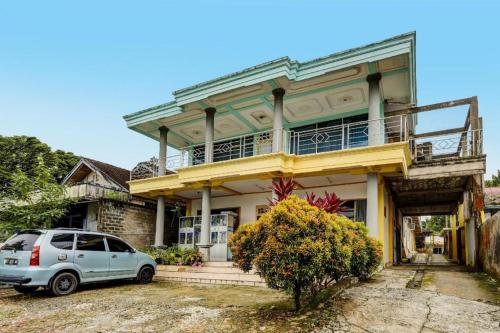 Hotel O Penginapan Aina Syariah in Rantaupanjang, Indonesia