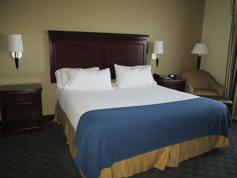 Holiday Inn Express & Suites Pampa by IHG - photo 6