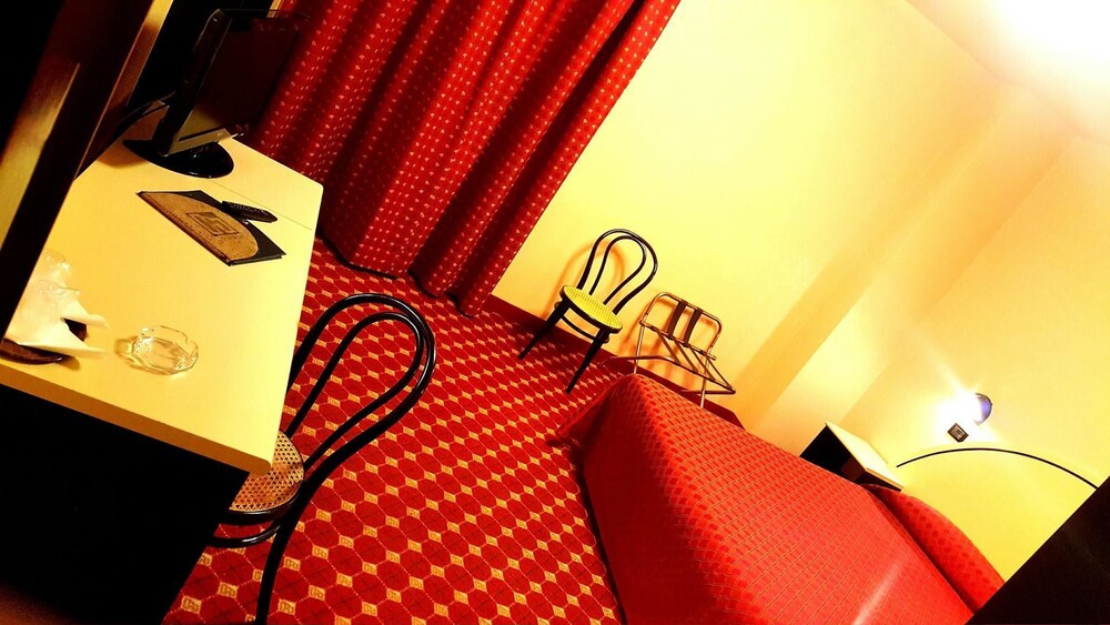 Hinterland Hotel — hotel in Selargius