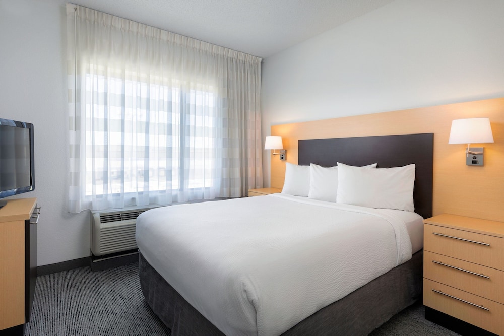 TownePlace Suites York - photo 16