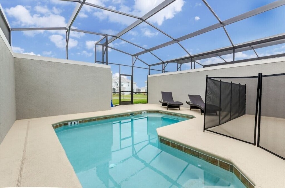 4drm Gated Golf Course Resort - photo 7