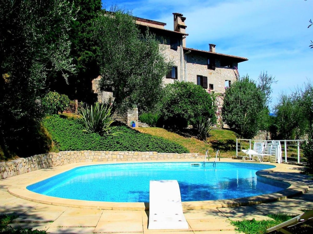 Dolce Vita X8 Luxury Garda Lake — Gardone Riviera