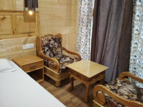 Adu’s Eternal Comfort in Leh, India