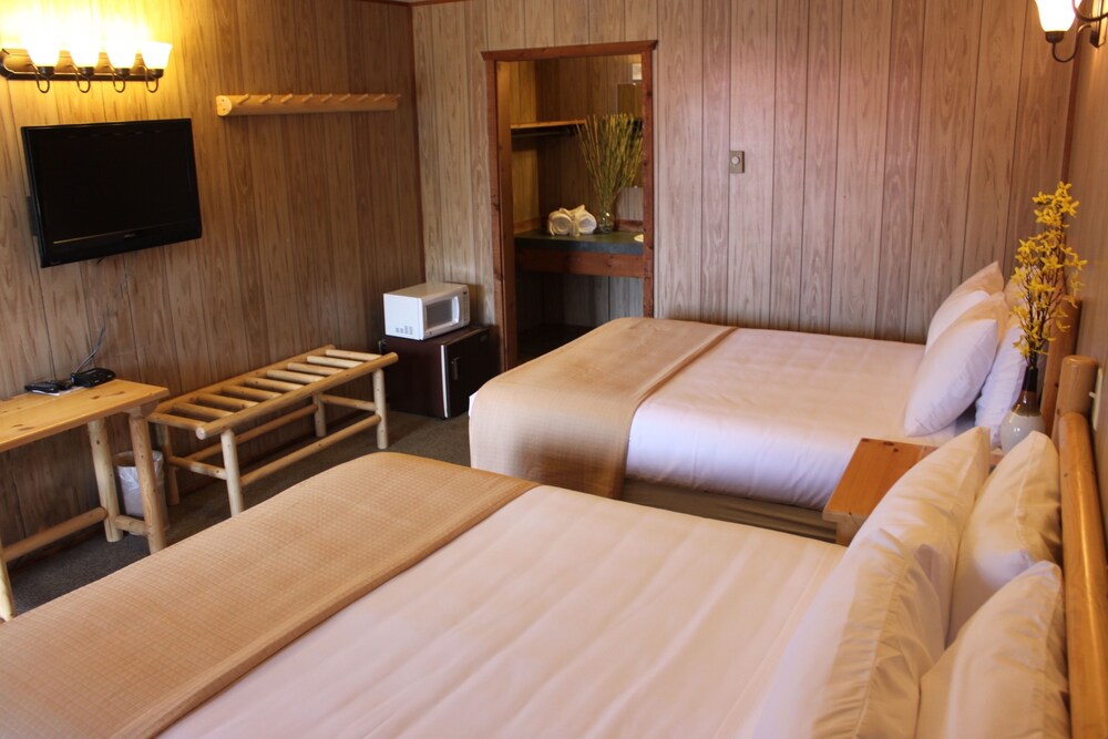 The Rustic Inn - photo 9