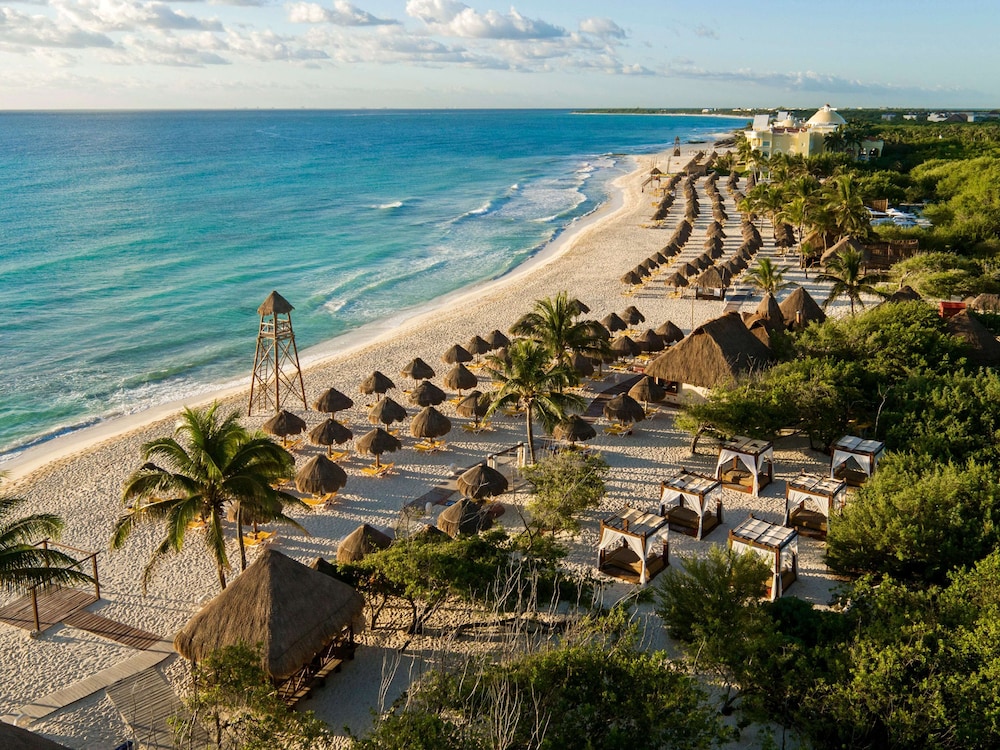 Iberostar Waves Para&iacute;so Beach All Inclusive