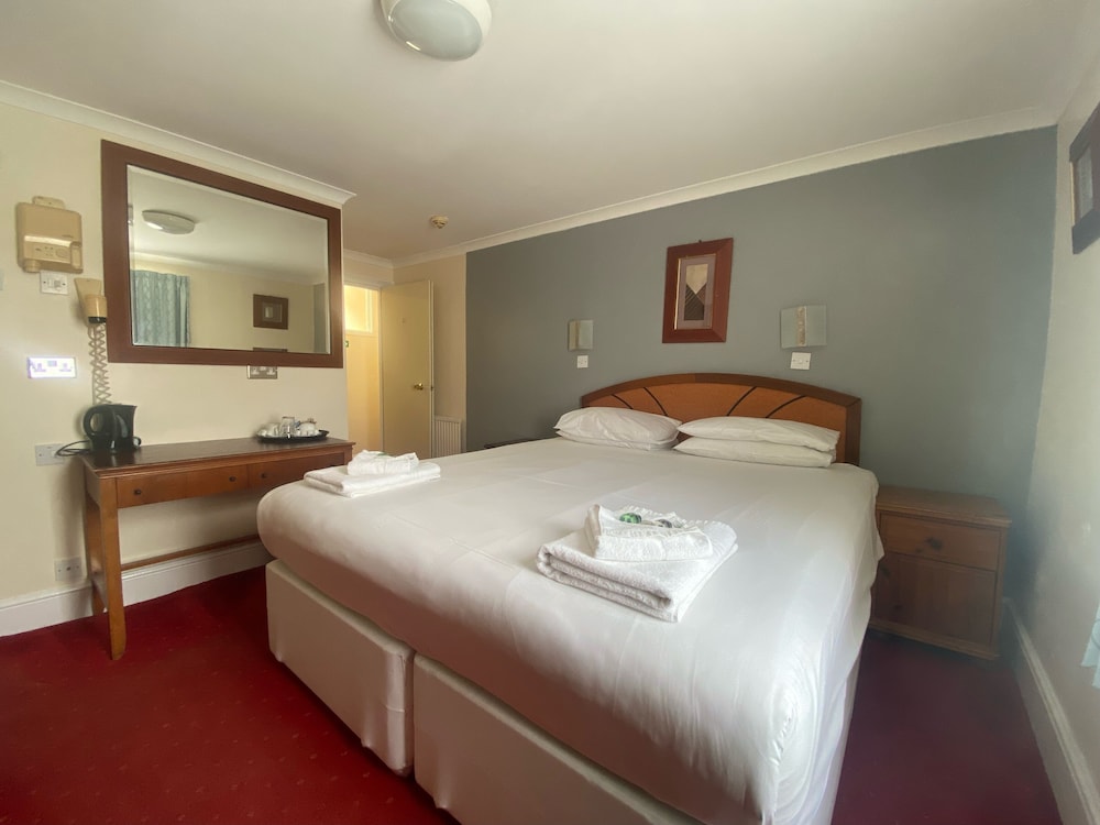 The Beach Hotel — Brighton — photo 5