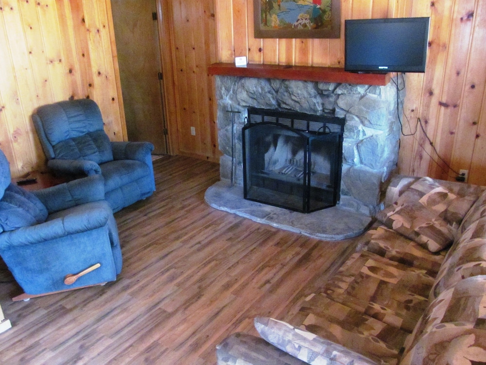 Lazy Oaks Resort - photo 6
