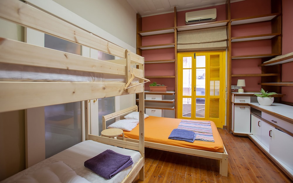 Jedi Surf Hostel