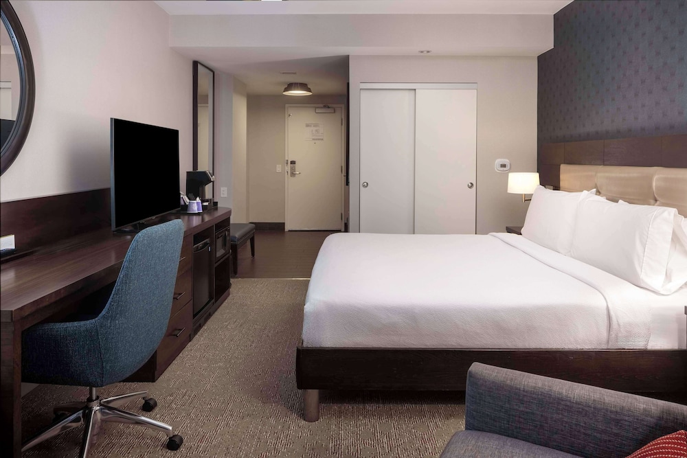 Hilton Garden Inn Washington DC Georgetown Area - photo 17